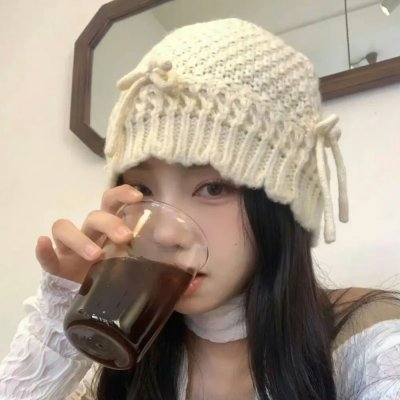 动态漫画·开局强吻裂口女海报