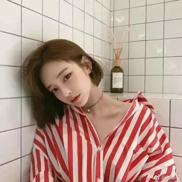 黑房子海报